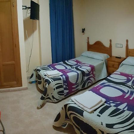 Hostal El Busto Teruel Eksteriør billede