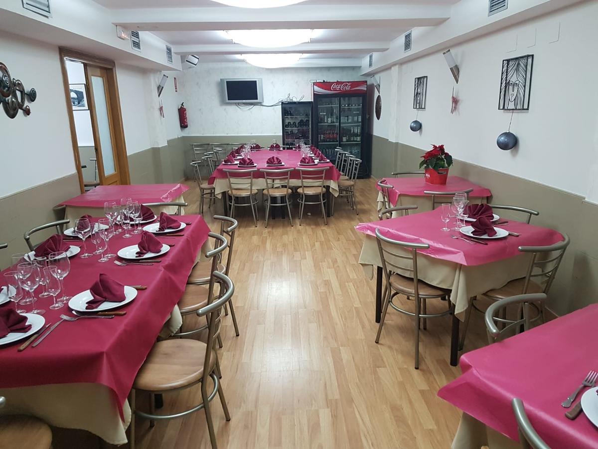 Hostal El Busto Teruel Eksteriør billede