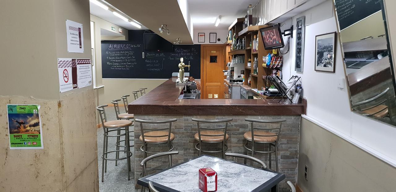 Hostal El Busto Teruel Eksteriør billede