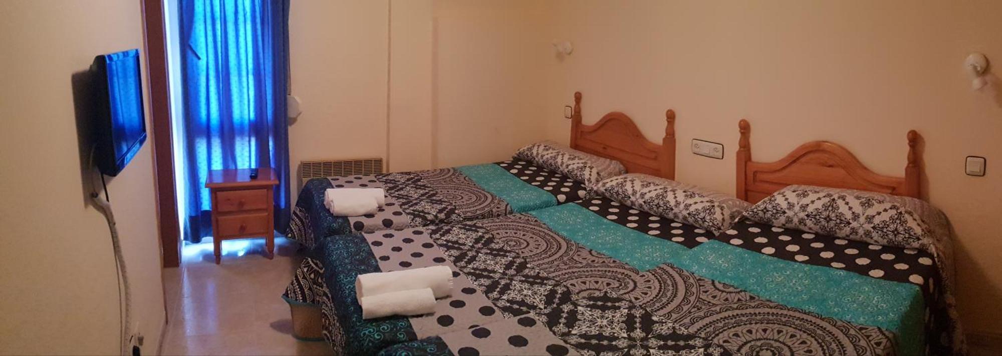Hostal El Busto Teruel Eksteriør billede